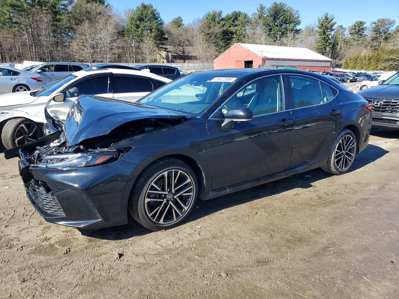 2025 TOYOTA CAMRY