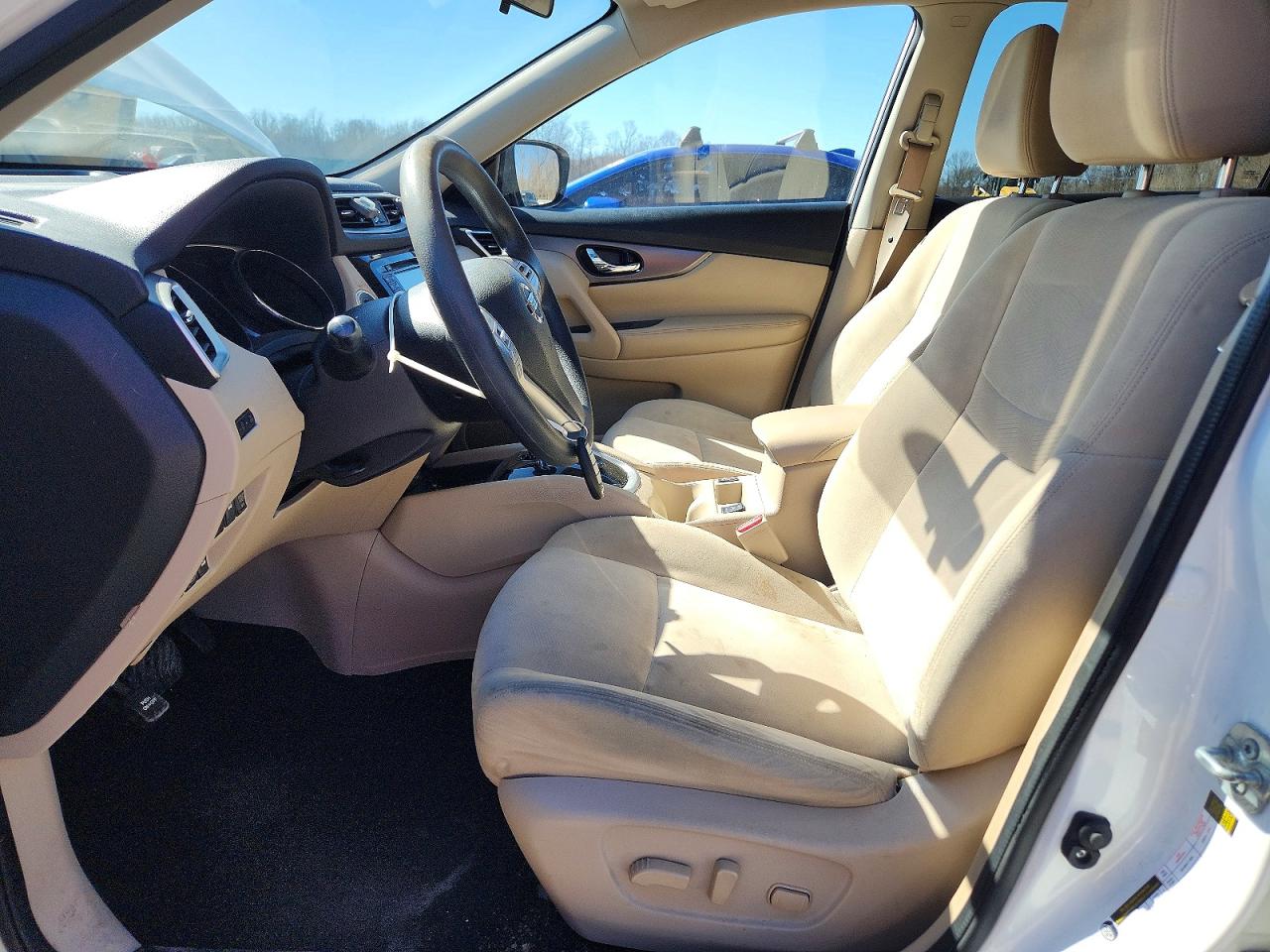 2016 NISSAN ROGUE SV photo 7