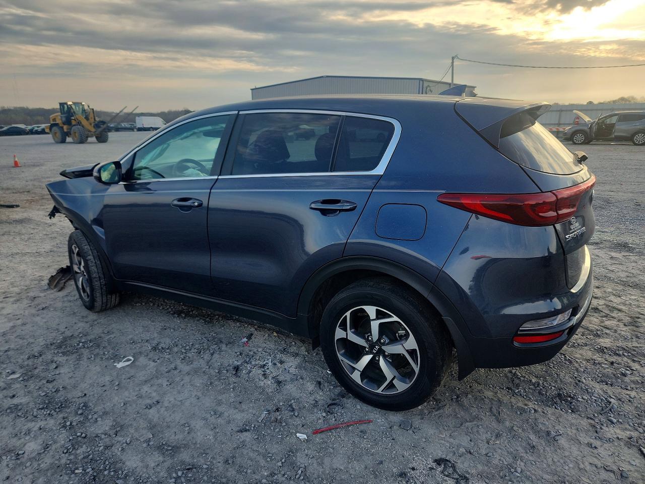 2020 KIA SPORTAGE LX photo 2