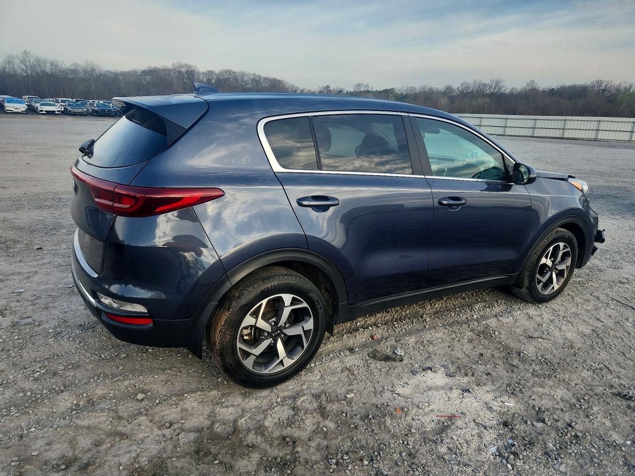2020 KIA SPORTAGE LX photo 3