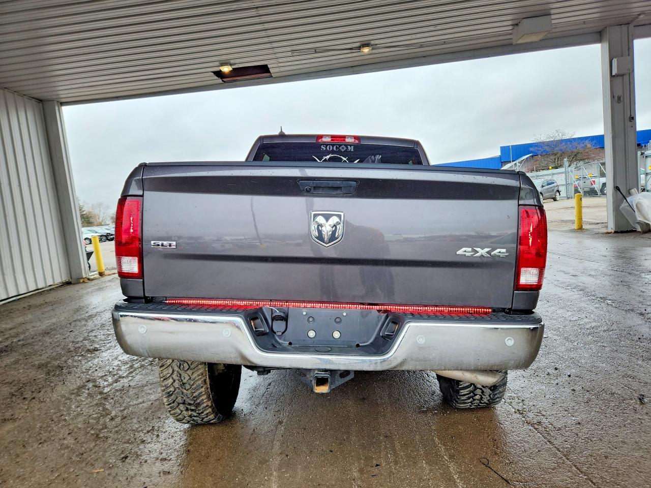 2022 RAM 1500 CLASSIC SLT photo 11