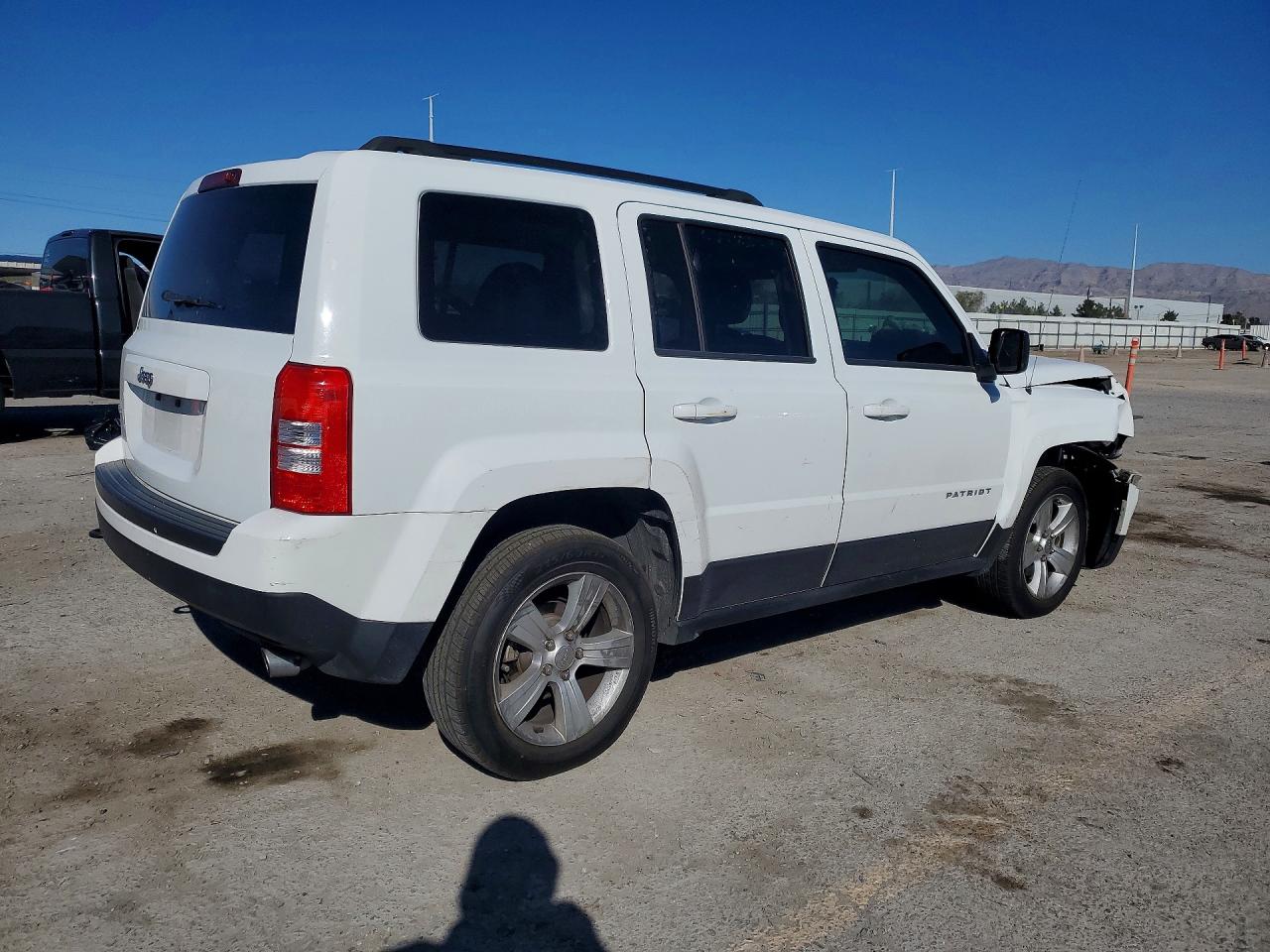 2014 JEEP PATRIOT SPORT photo 5
