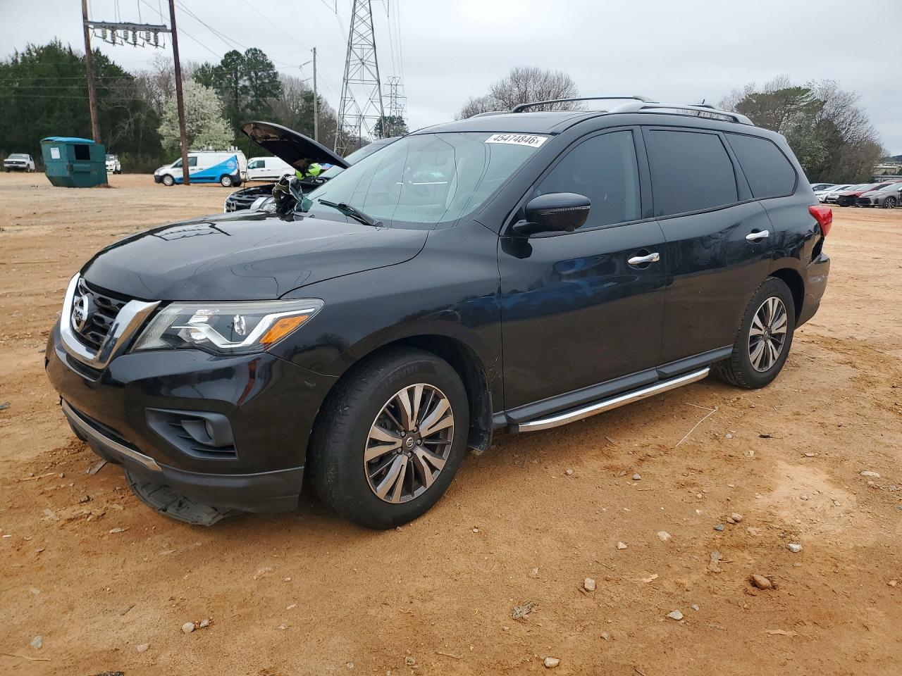 2017 NISSAN PATHFINDER