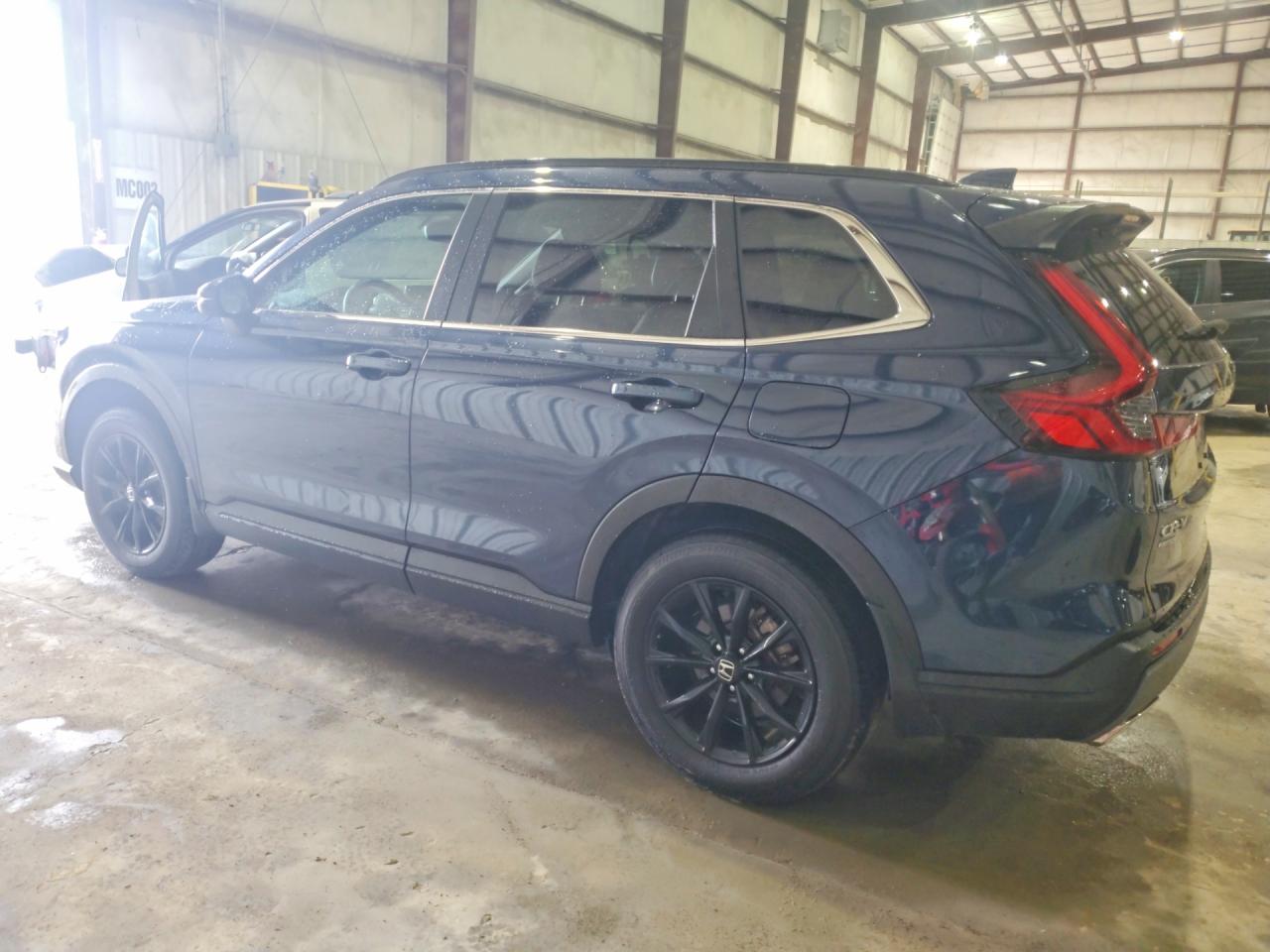 2025 HONDA CR-V SPORT-L photo 2