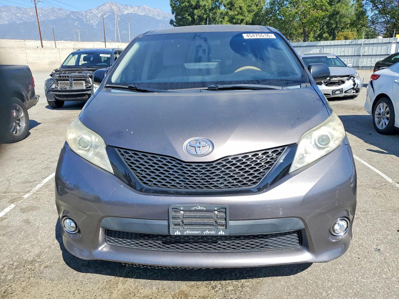 2013 TOYOTA SIENNA L 7-PASSENGER photo 5