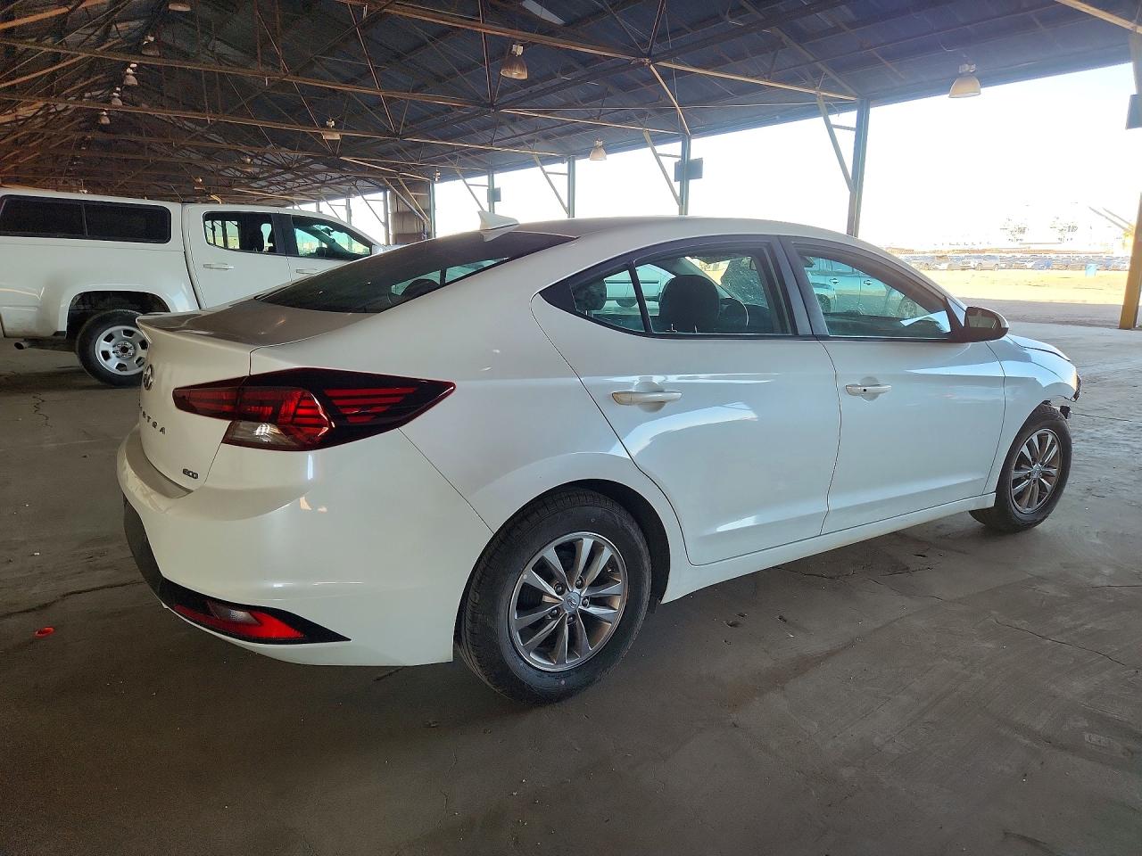 2019 HYUNDAI ELANTRA ECO photo 5