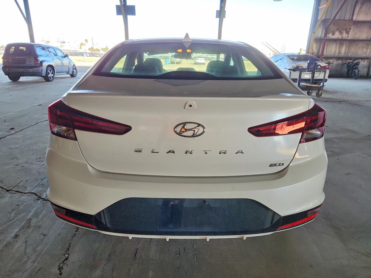 2019 HYUNDAI ELANTRA ECO photo 11