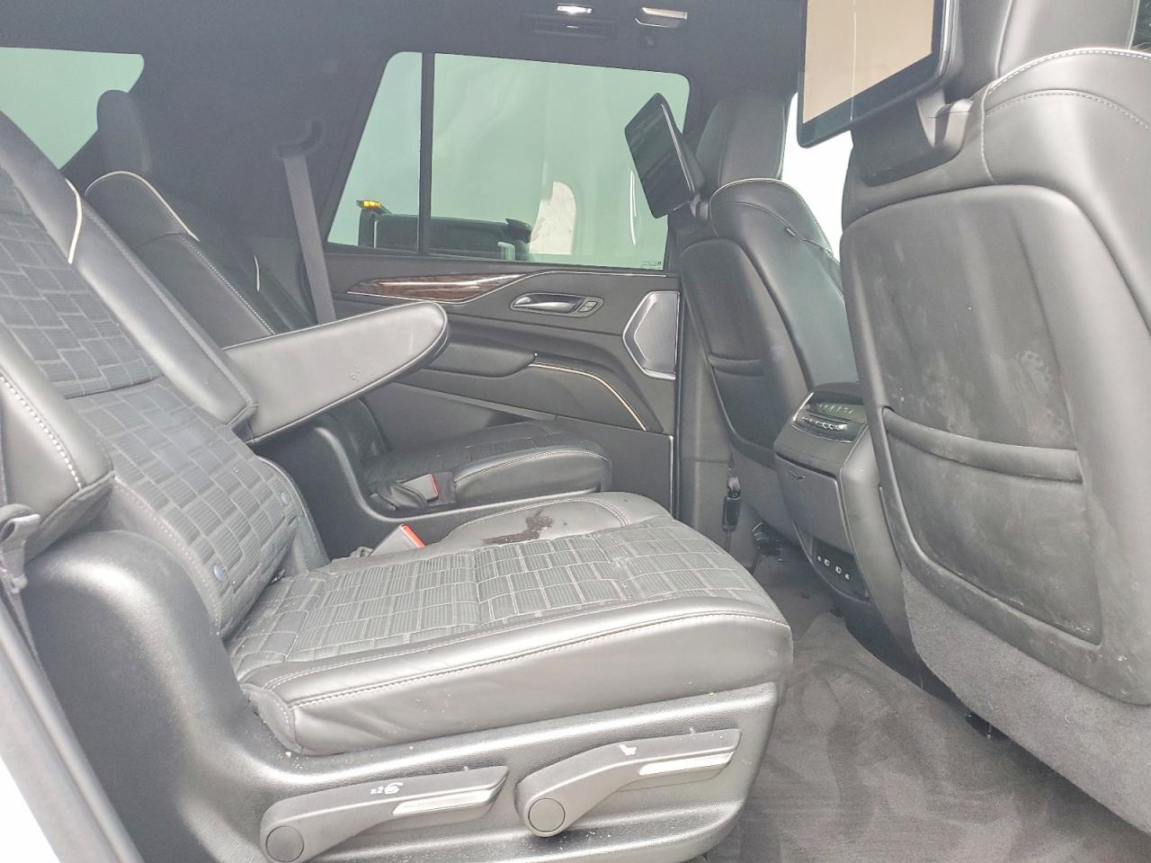 2024 CADILLAC ESCALADE SPORT PLATINUM photo 21