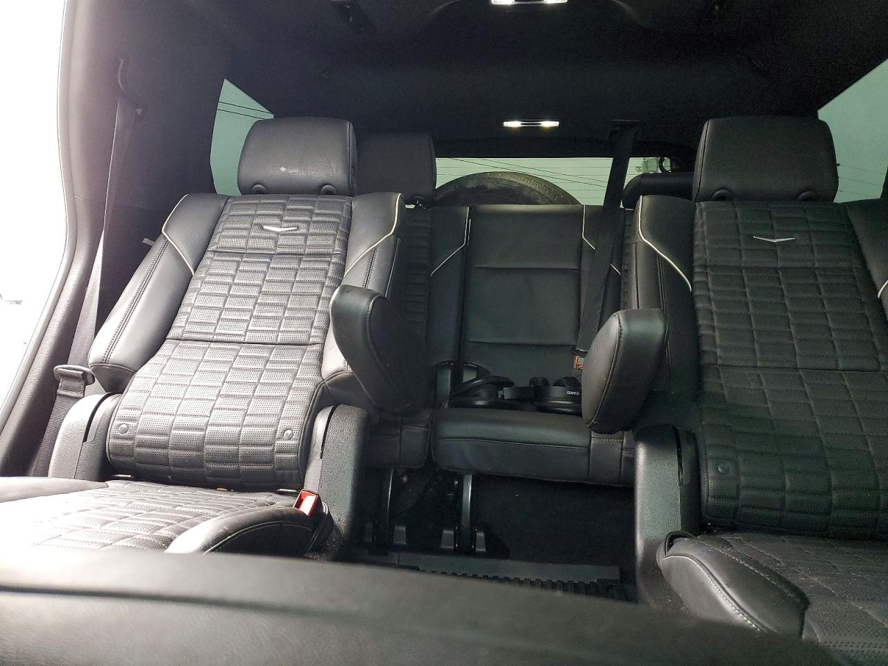 2024 CADILLAC ESCALADE SPORT PLATINUM photo 19