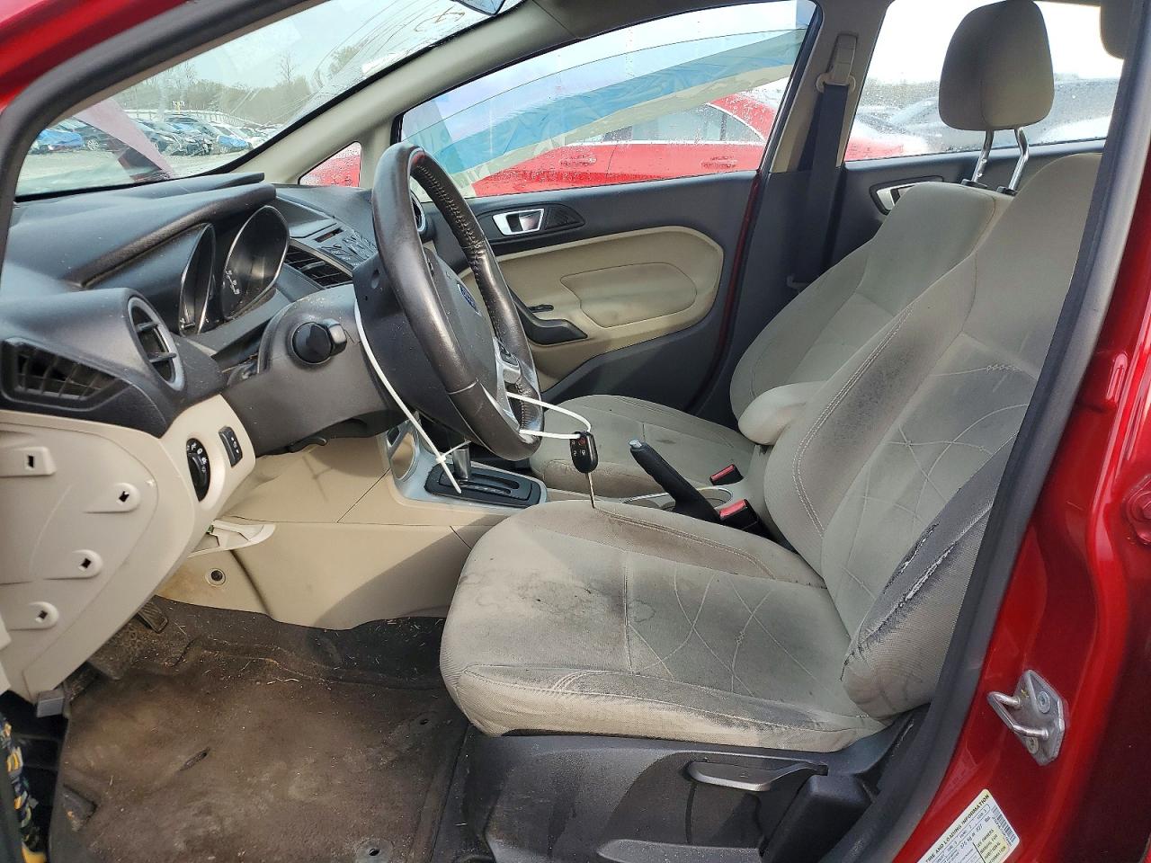 2016 FORD FIESTA SE photo 7