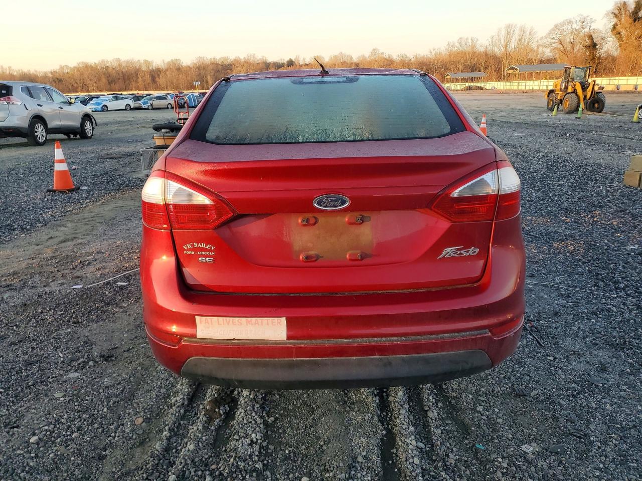 2016 FORD FIESTA SE photo 6