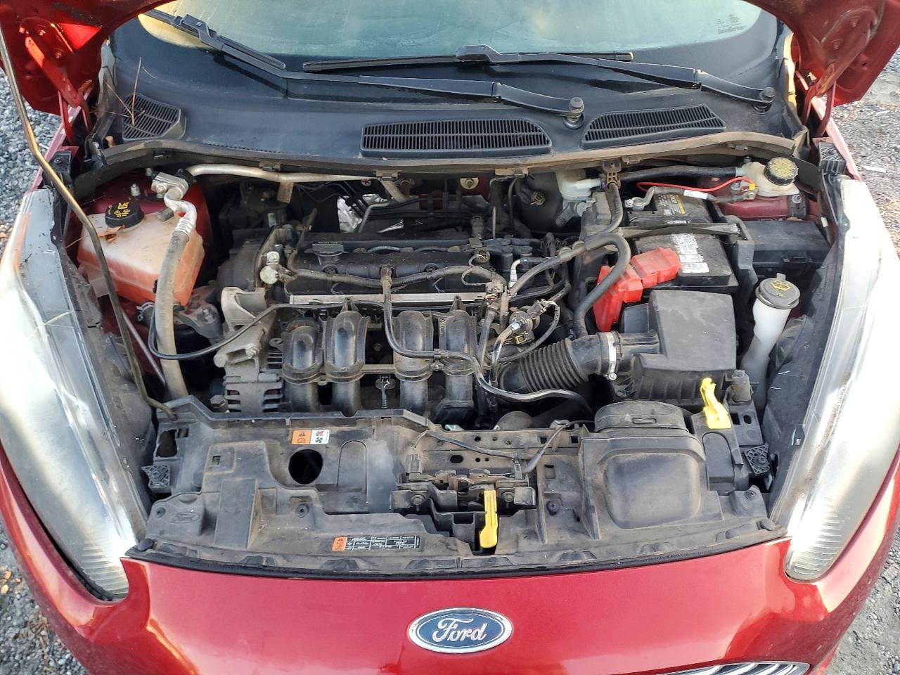 2016 FORD FIESTA SE photo 11