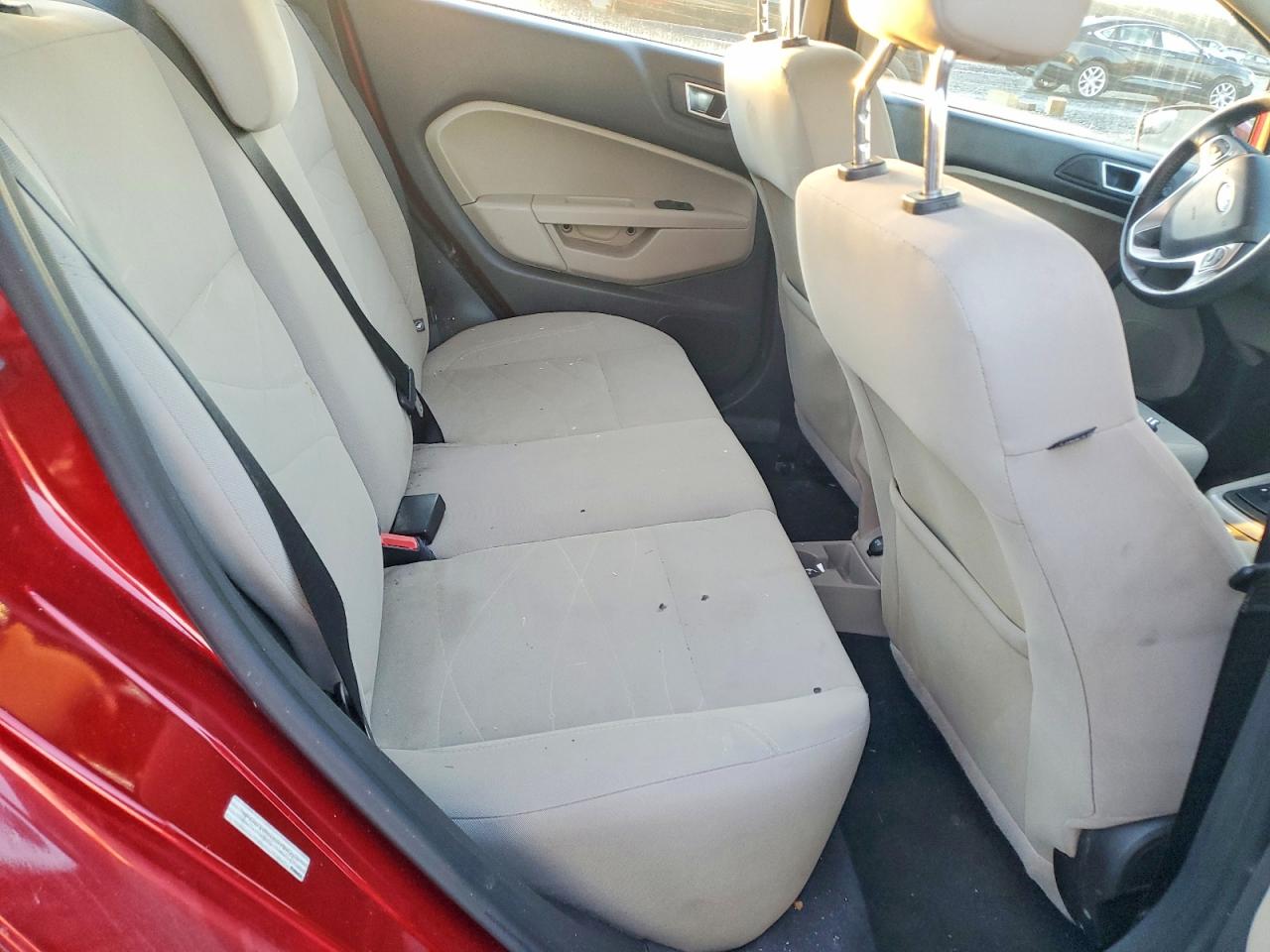 2016 FORD FIESTA SE photo 10