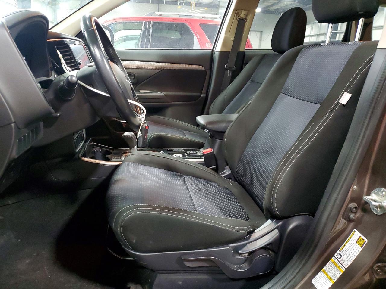 2017 MITSUBISHI OUTLANDER SE photo 7
