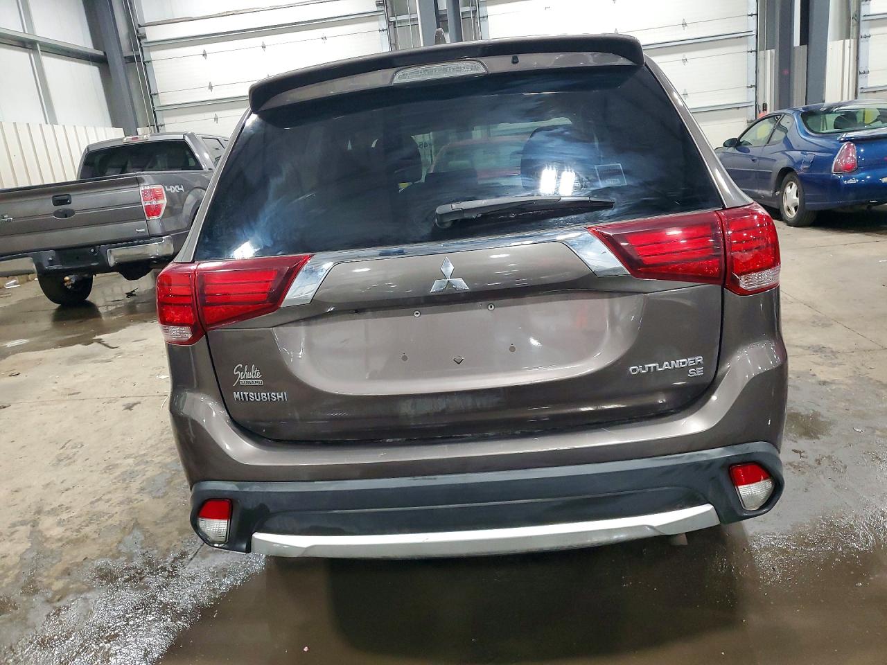2017 MITSUBISHI OUTLANDER SE photo 6