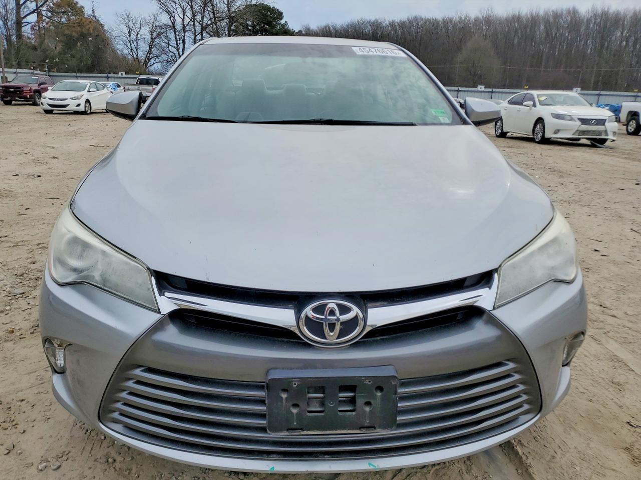 2017 TOYOTA CAMRY LE photo 9