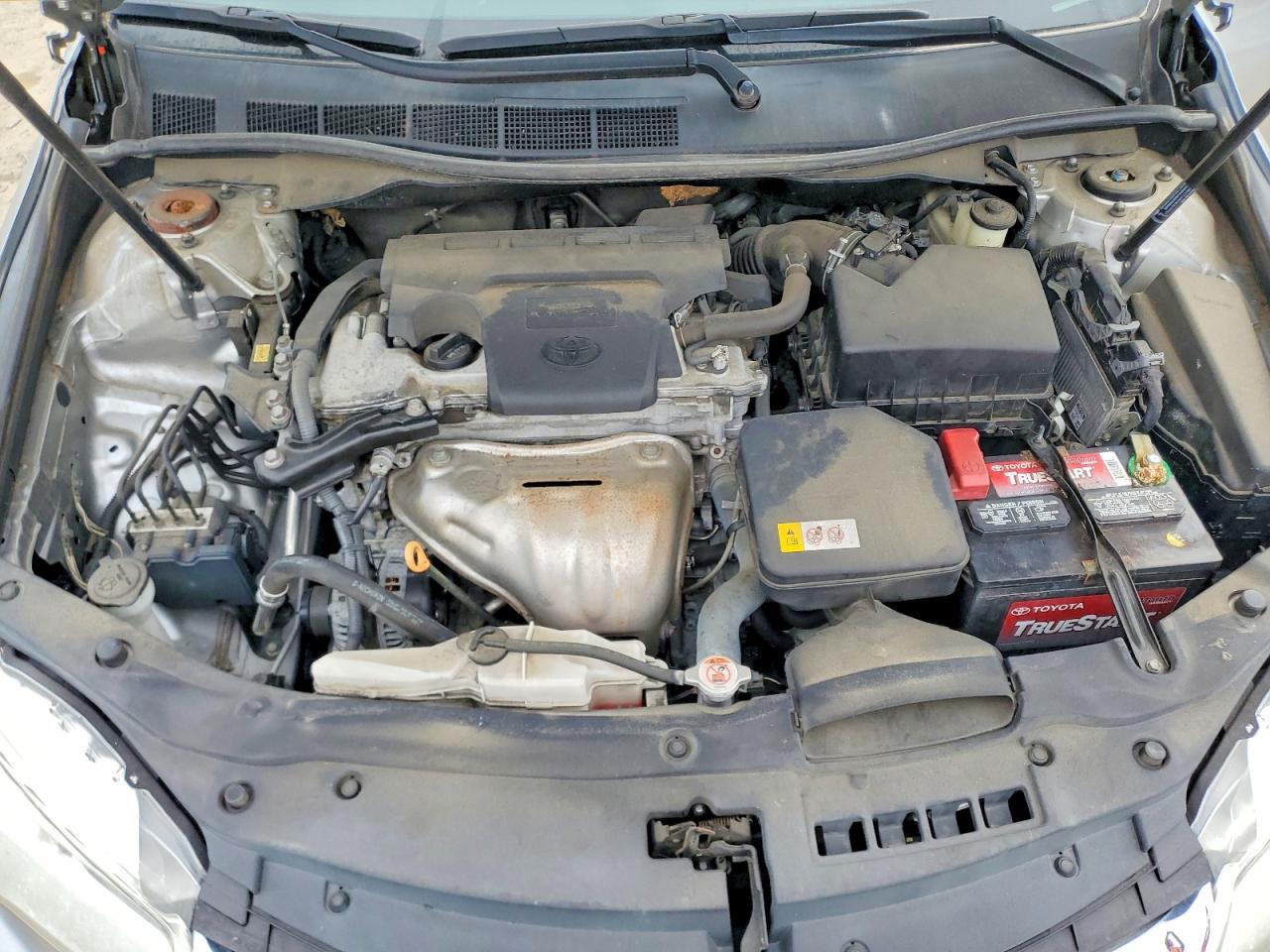 2017 TOYOTA CAMRY LE photo 21