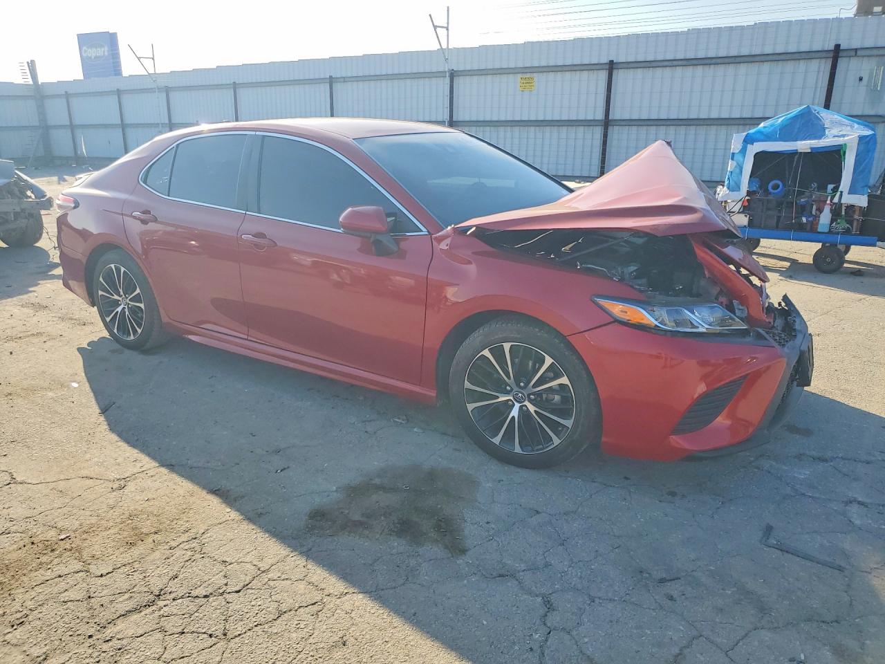 2019 TOYOTA CAMRY SE photo 10