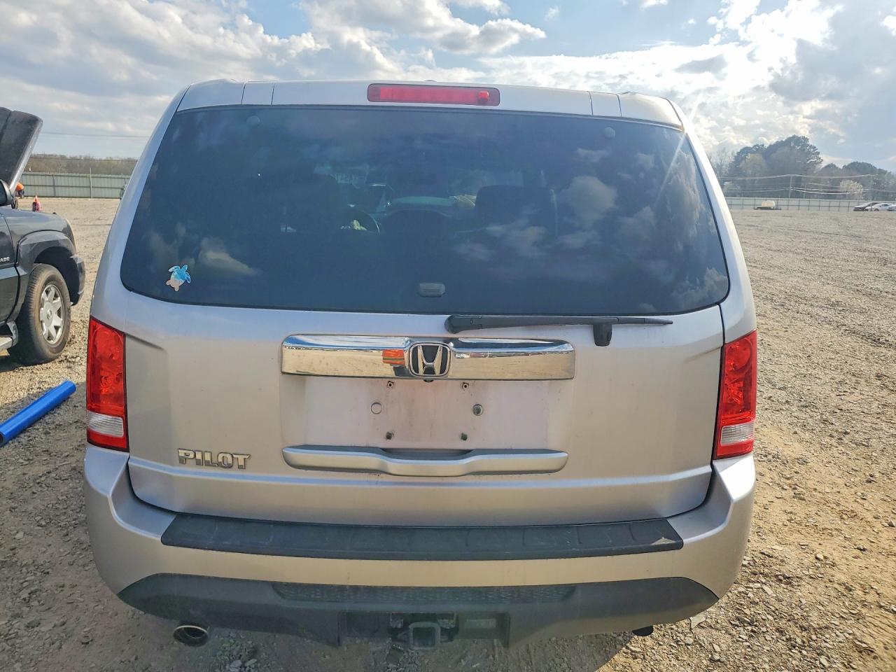 2012 HONDA PILOT EXL photo 6