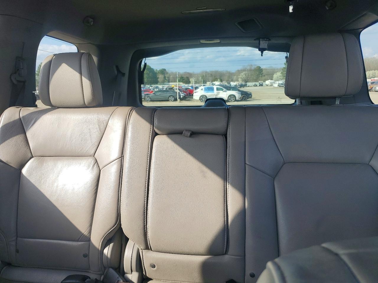 2012 HONDA PILOT EXL photo 10