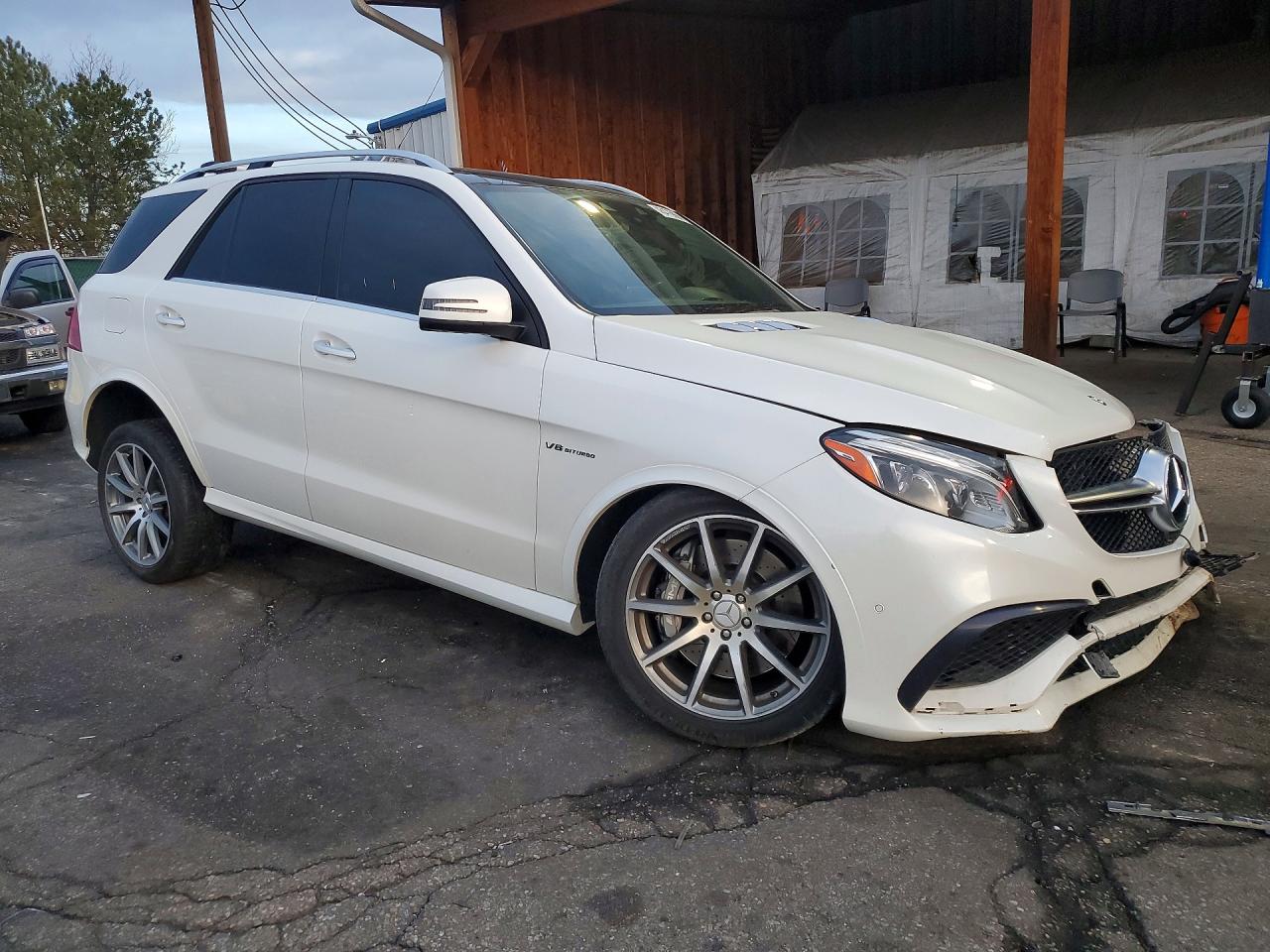 2017 MERCEDES-BENZ GLE 63 AMG 4MATIC photo 4