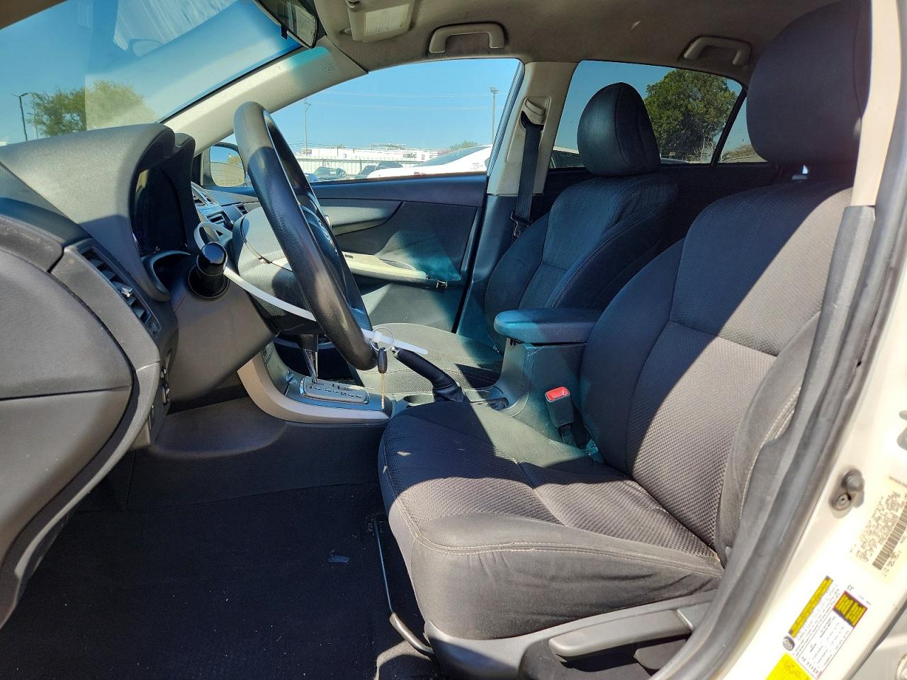 2013 TOYOTA COROLLA S photo 7