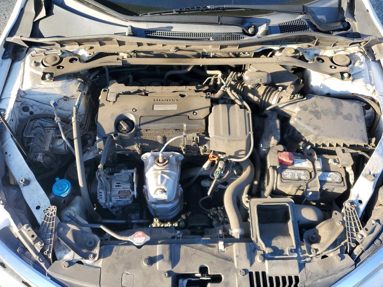 2016 HONDA ACCORD EX photo 11