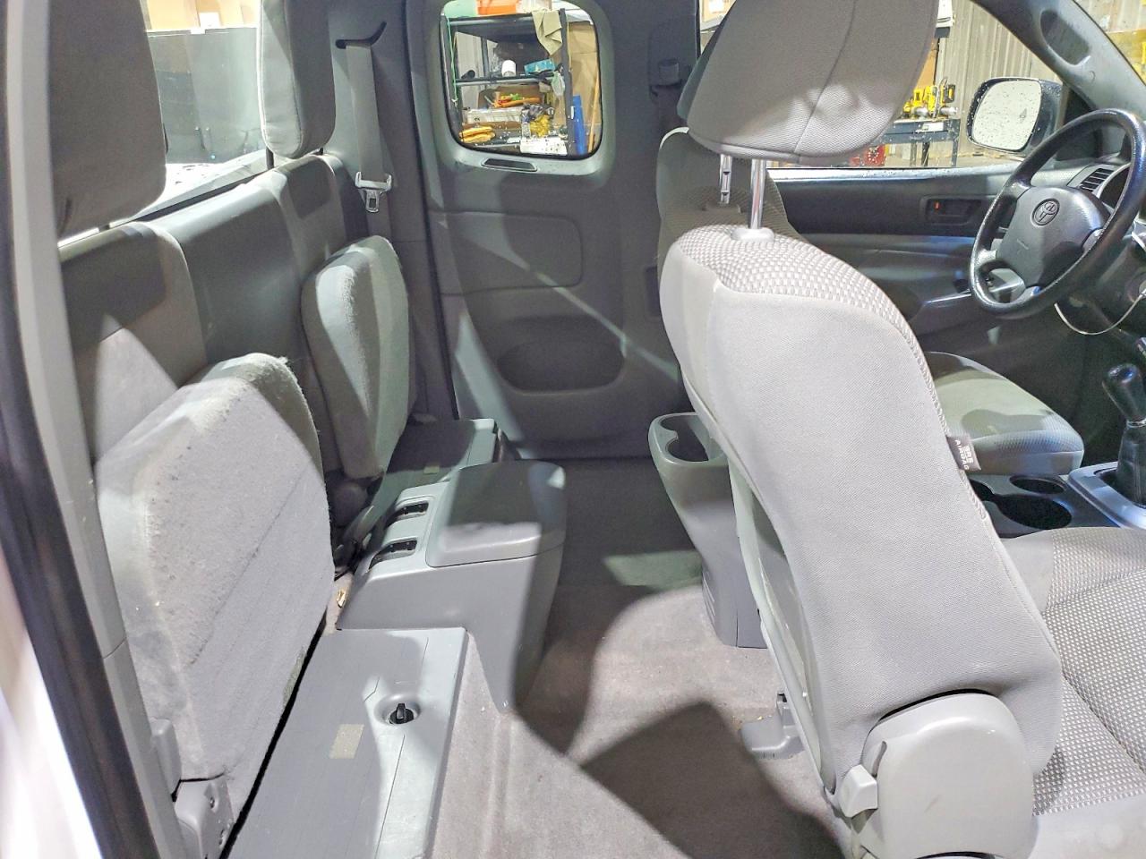2009 TOYOTA TACOMA BASE photo 19