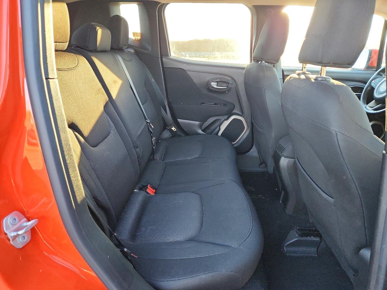 2015 JEEP RENEGADE LATITUDE photo 21