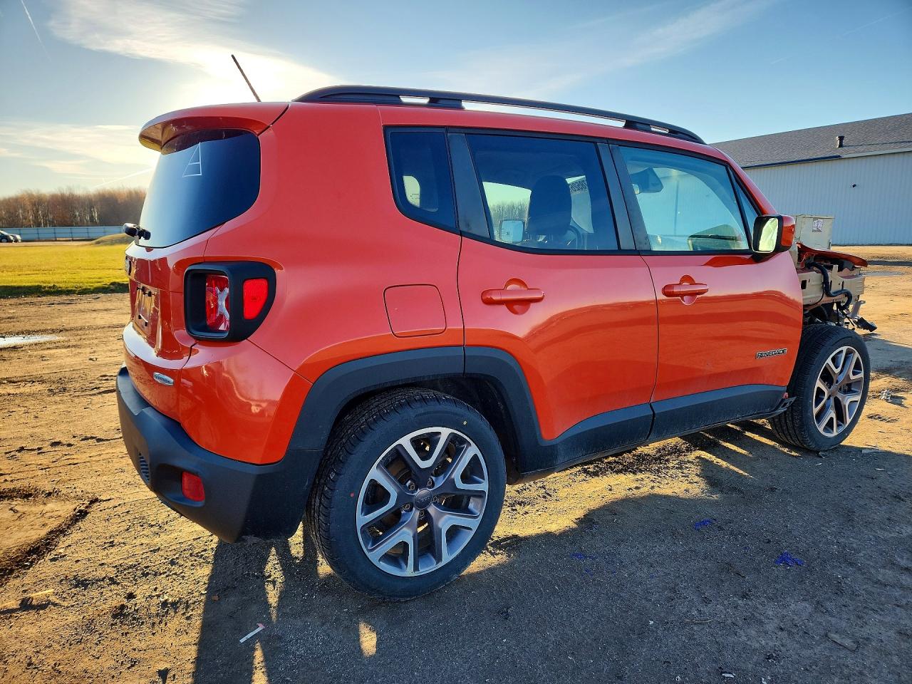 2015 JEEP RENEGADE LATITUDE photo 5