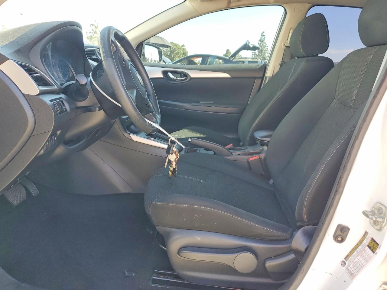 2018 NISSAN SENTRA S photo 13