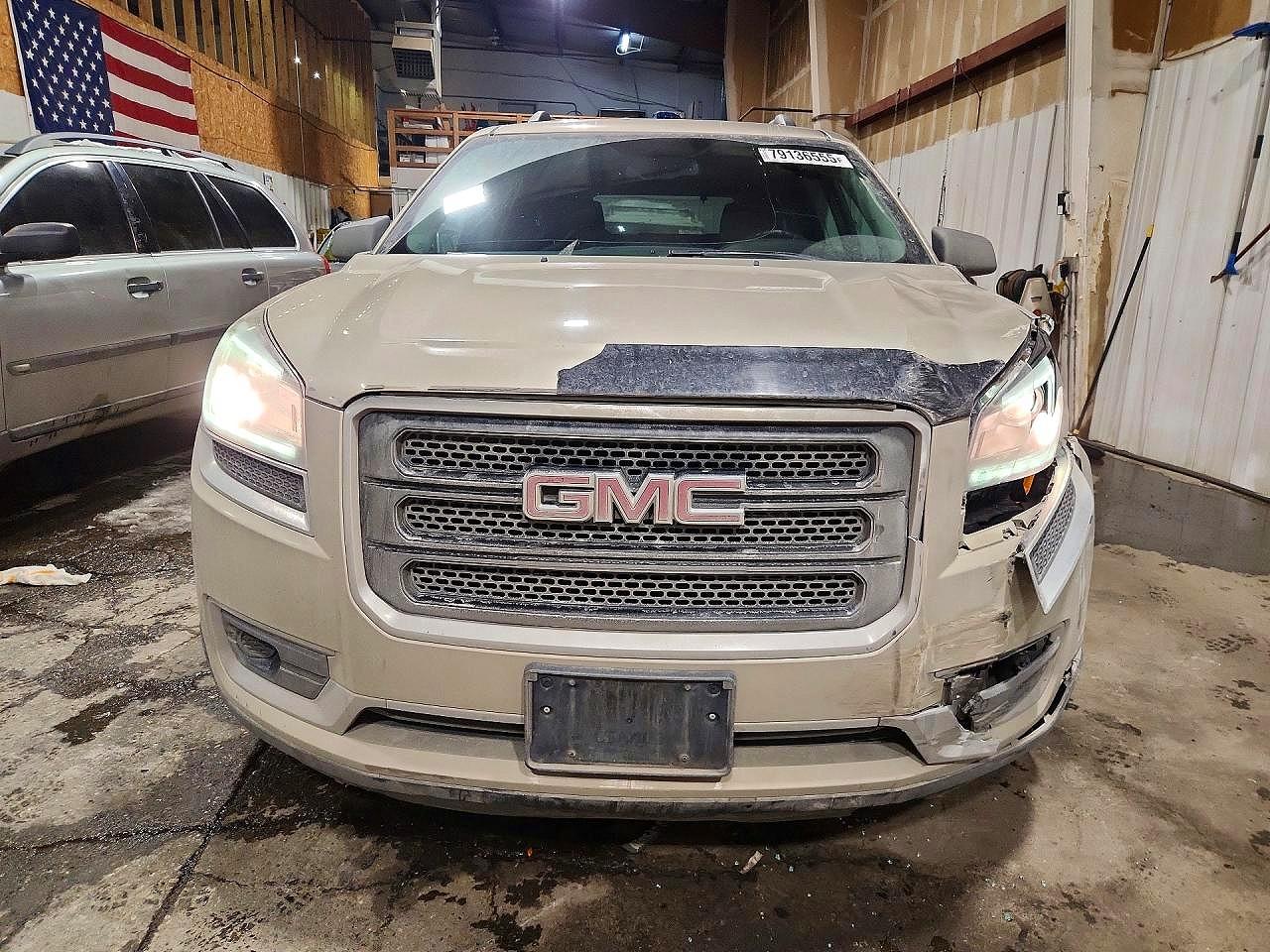 2014 GMC ACADIA SLE photo 5