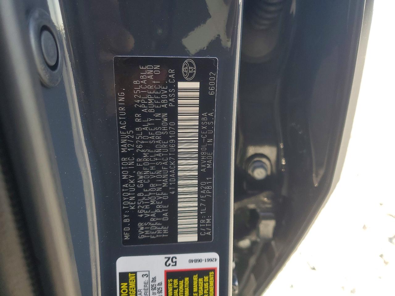 2026 TOYOTA CAMRY SE photo 25