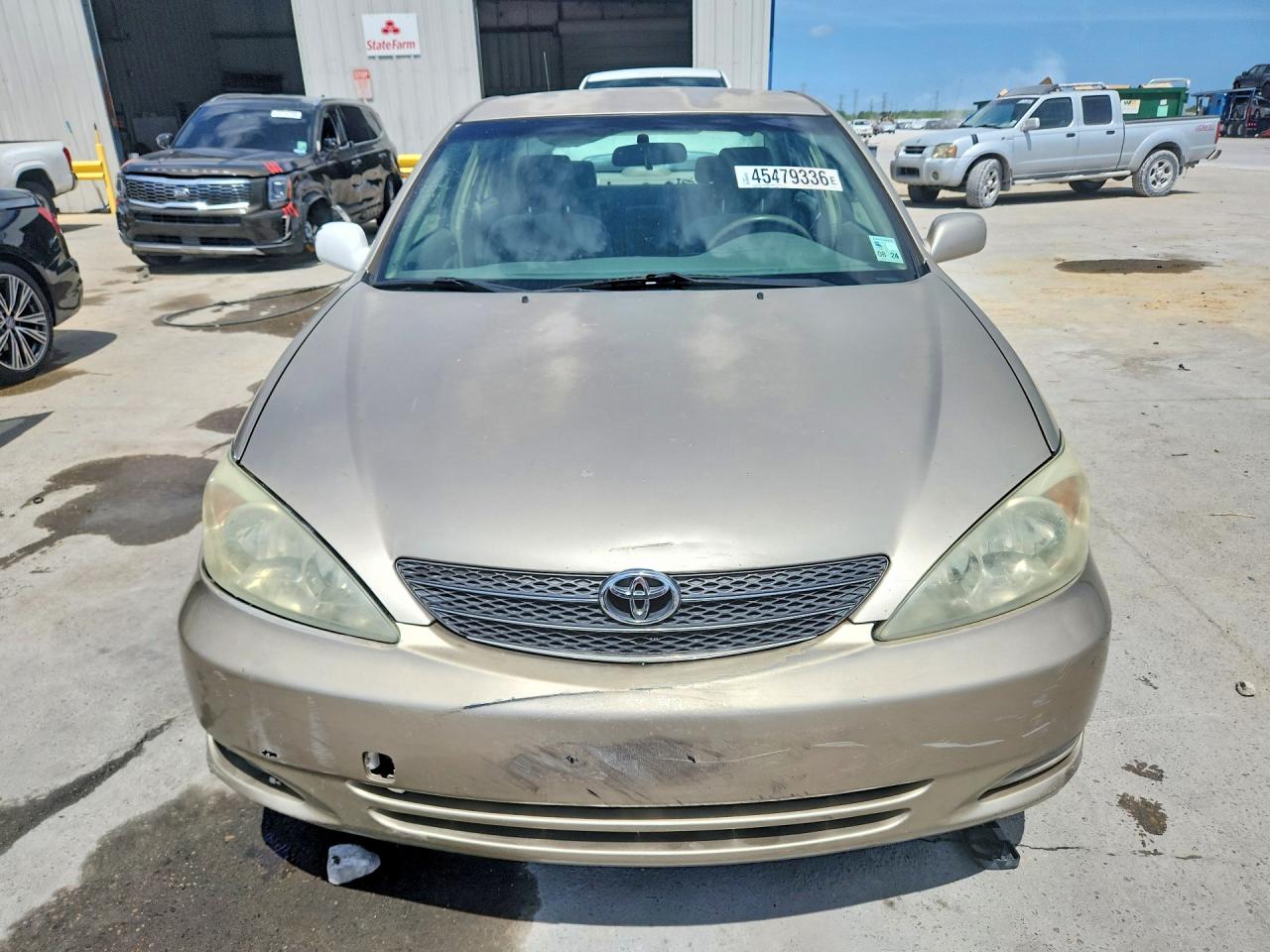 2002 TOYOTA CAMRY LE photo 5