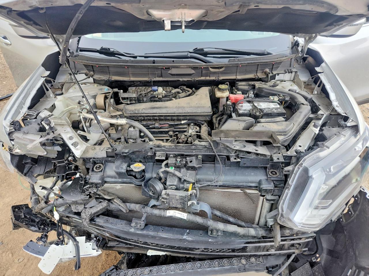 2019 NISSAN ROGUE SV photo 12