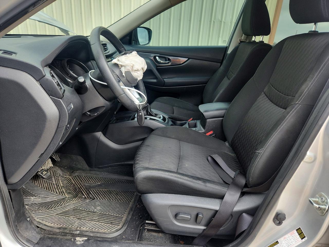2019 NISSAN ROGUE SV photo 7