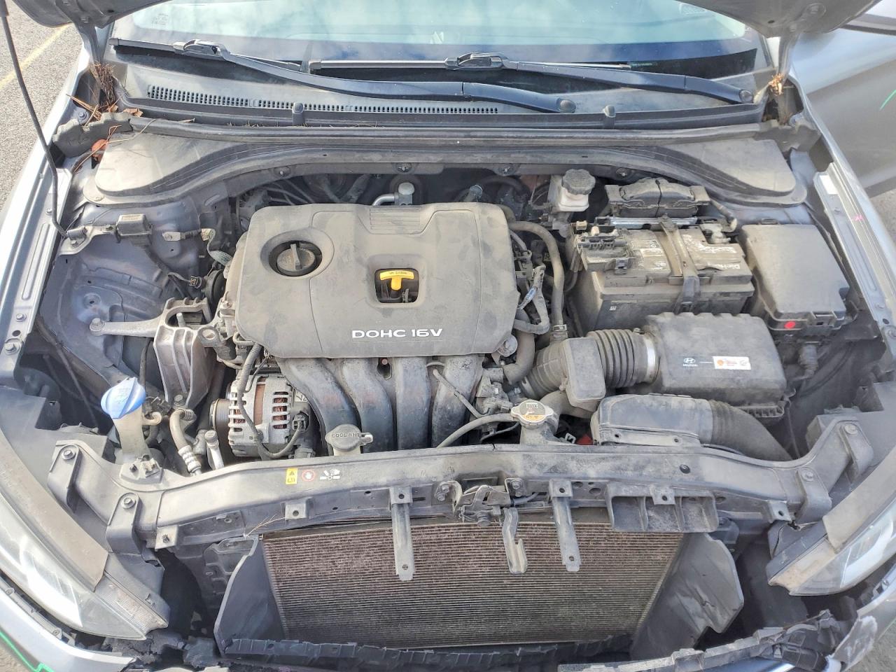 2017 HYUNDAI ELANTRA SE photo 11