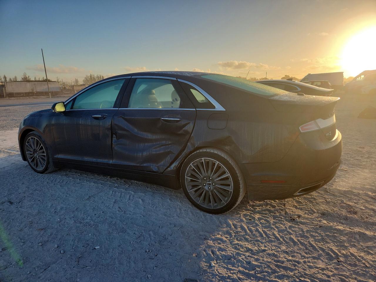 2014 LINCOLN MKZ photo 4