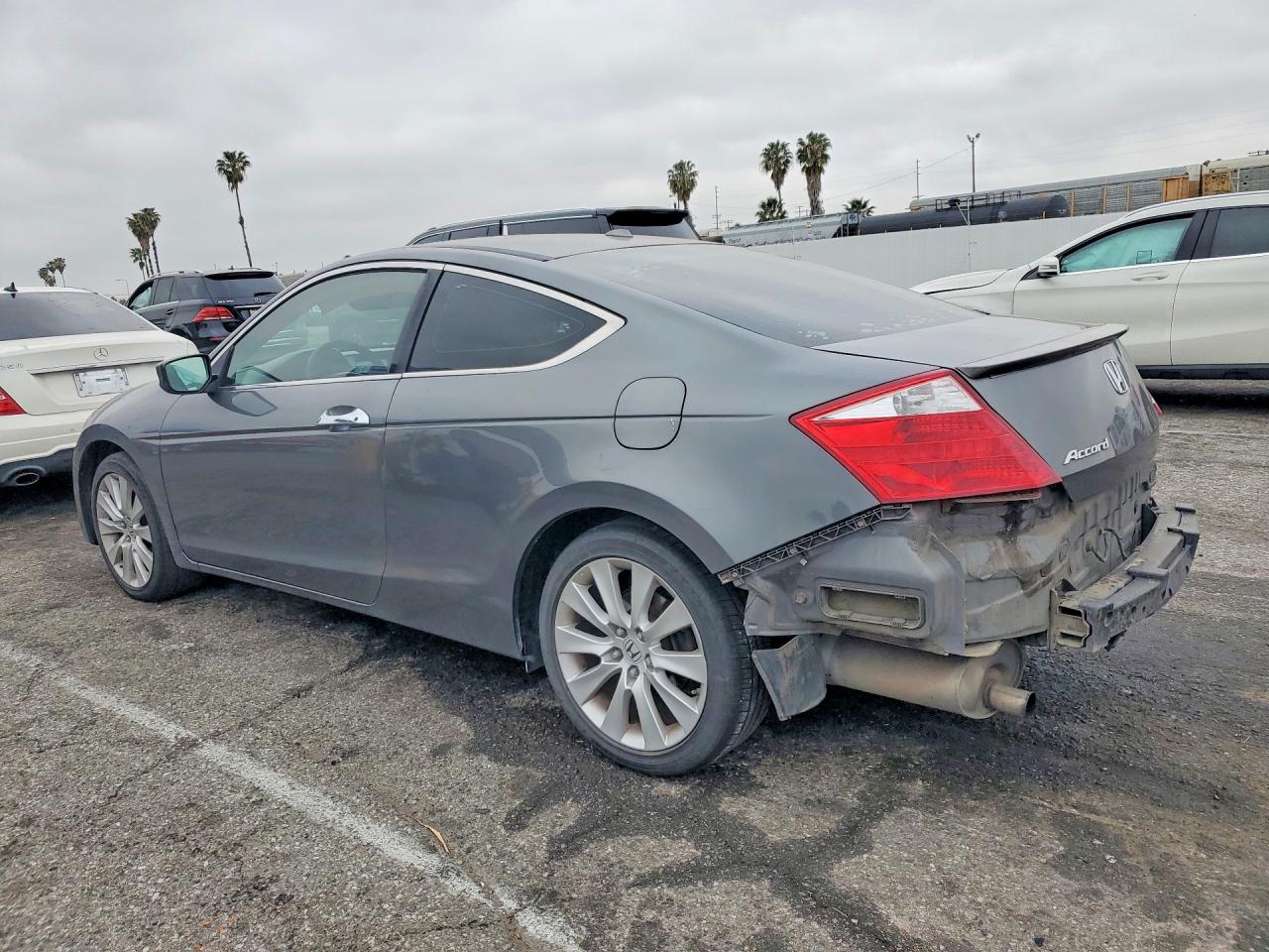 2008 HONDA ACCORD photo 3