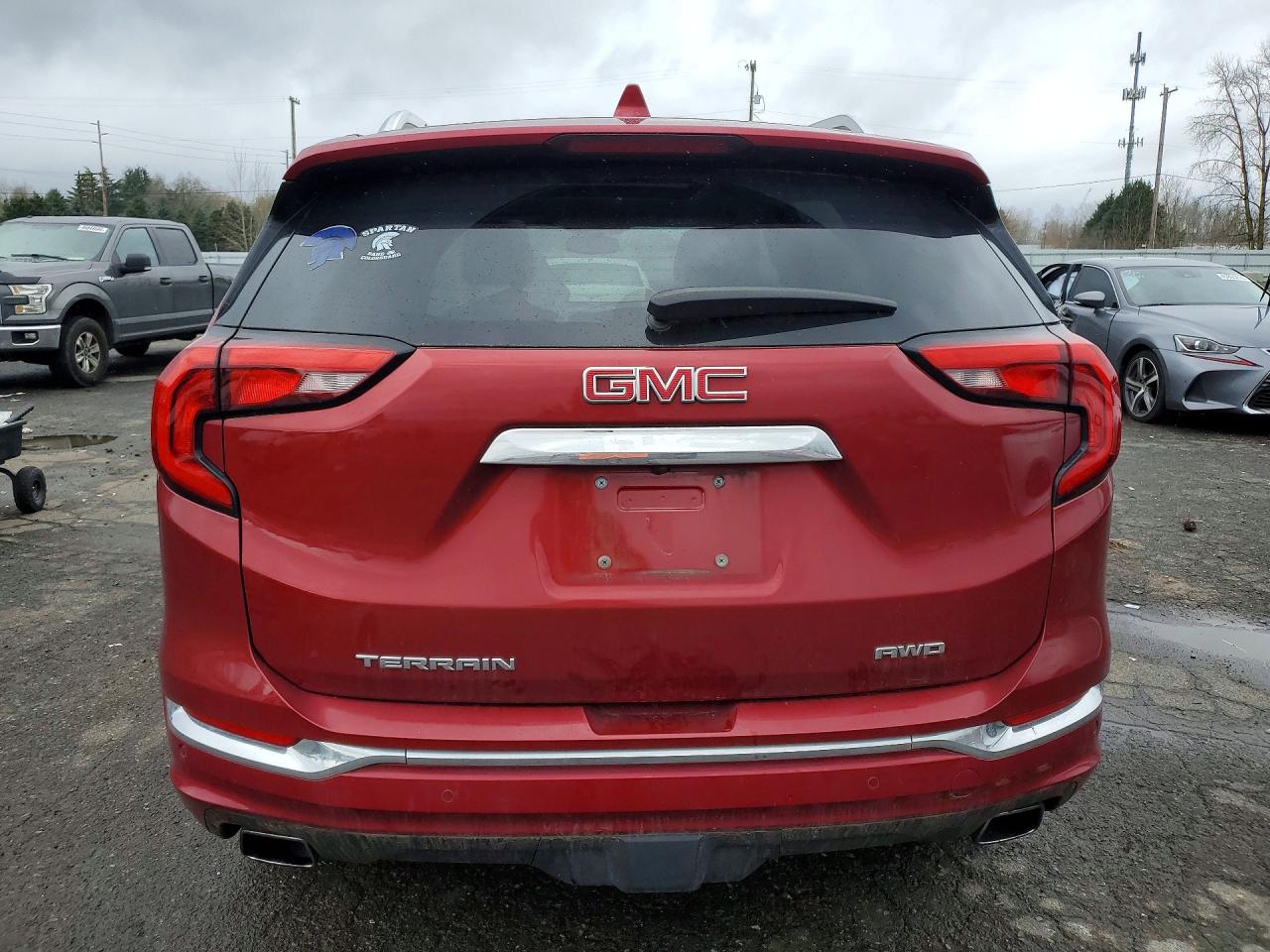 2018 GMC TERRAIN DENALI photo 6