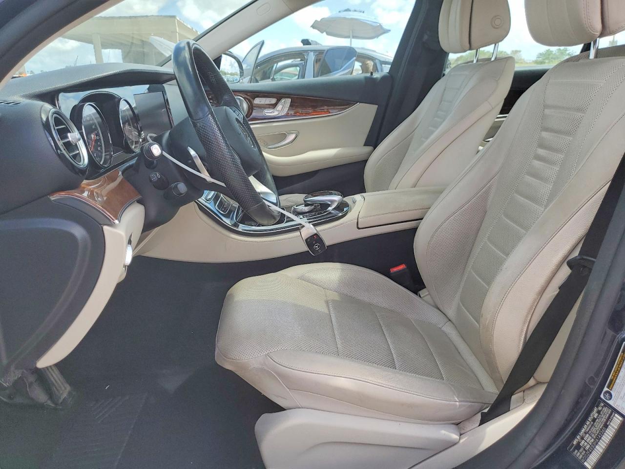 2017 MERCEDES-BENZ E 300 4MATIC photo 7