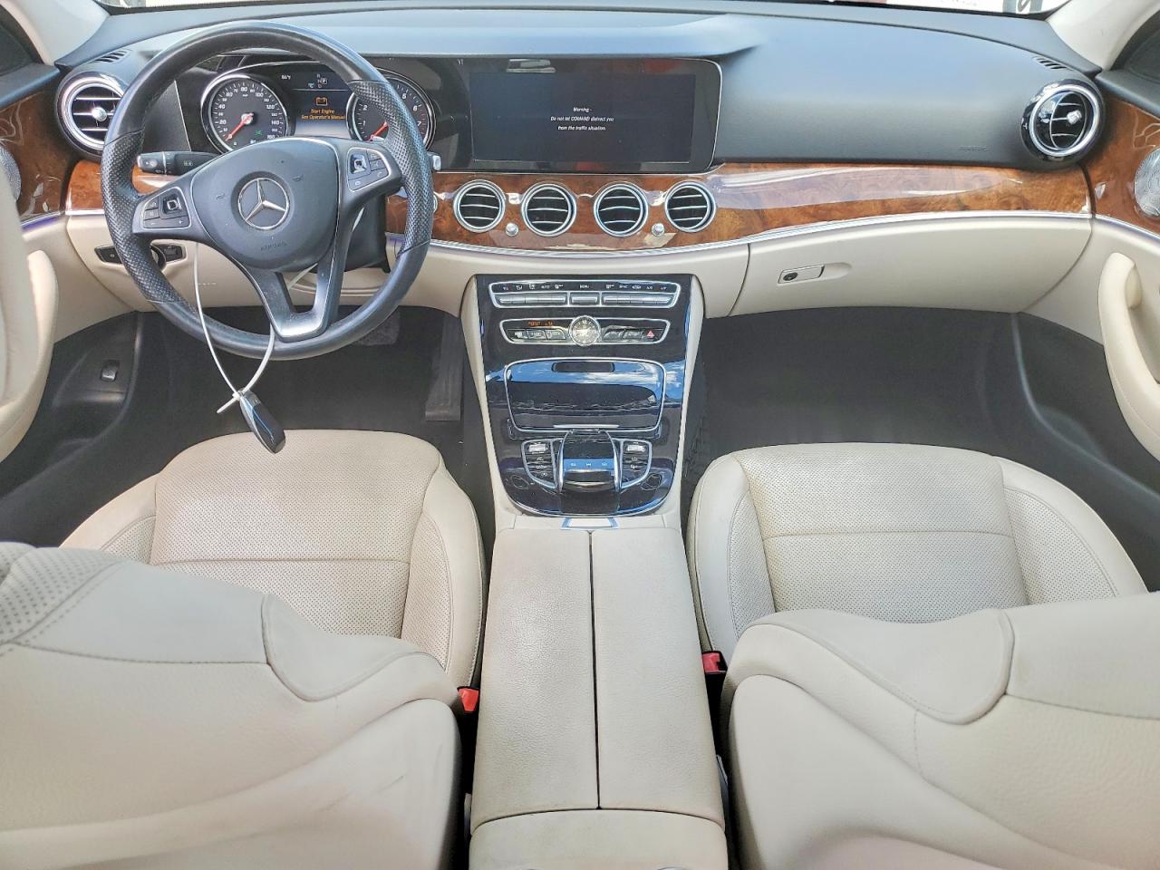 2017 MERCEDES-BENZ E 300 4MATIC photo 8