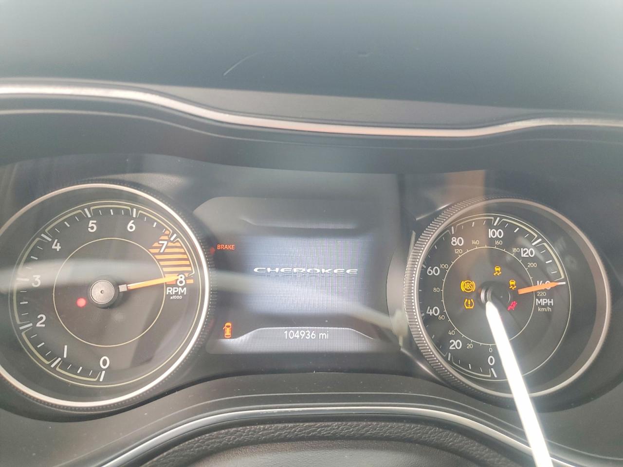 2019 JEEP CHEROKEE LIMITED photo 9