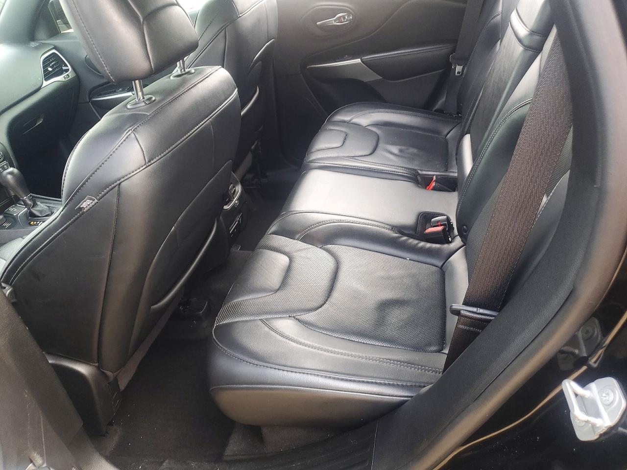 2019 JEEP CHEROKEE LIMITED photo 11