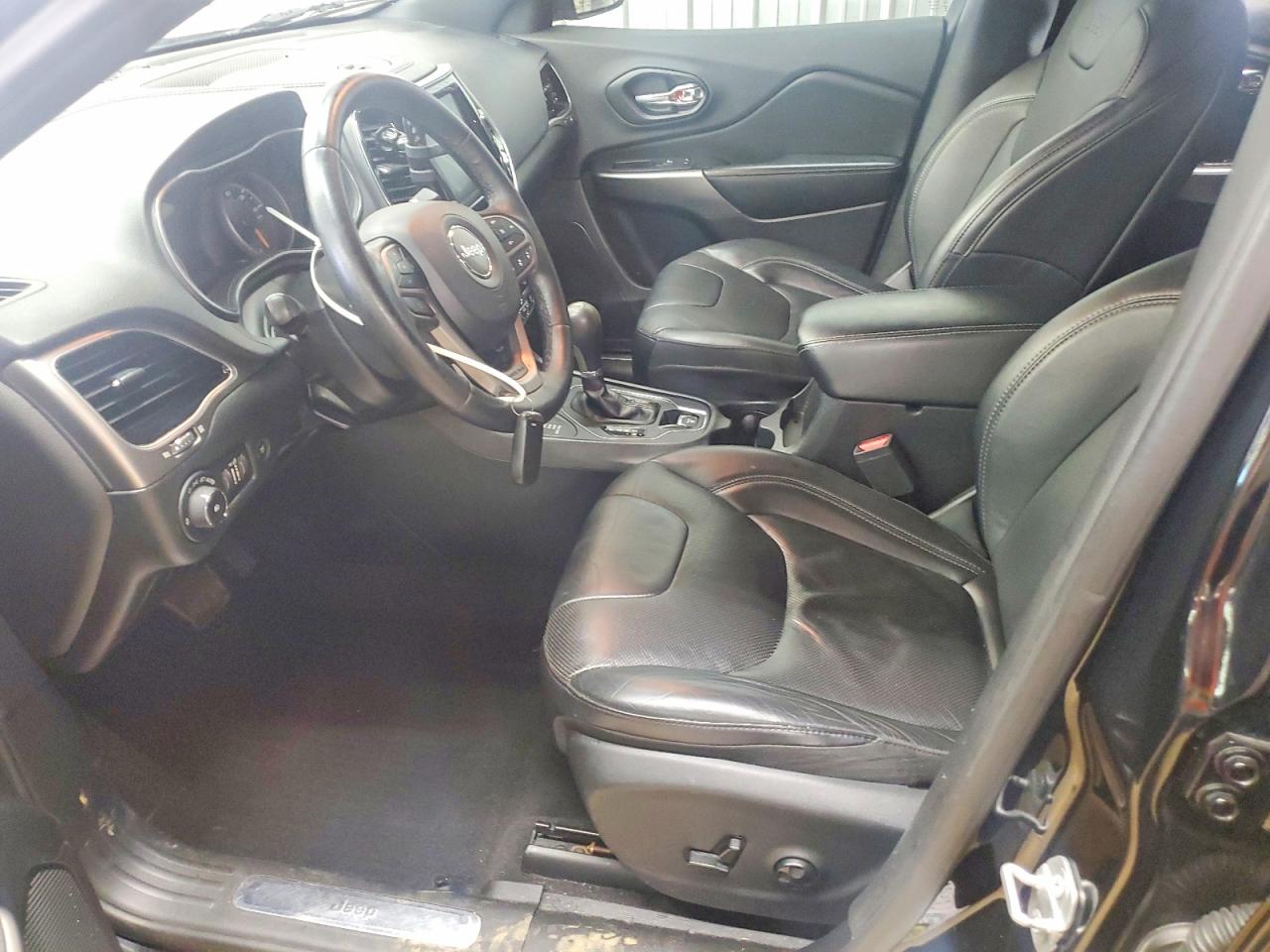 2019 JEEP CHEROKEE LIMITED photo 7