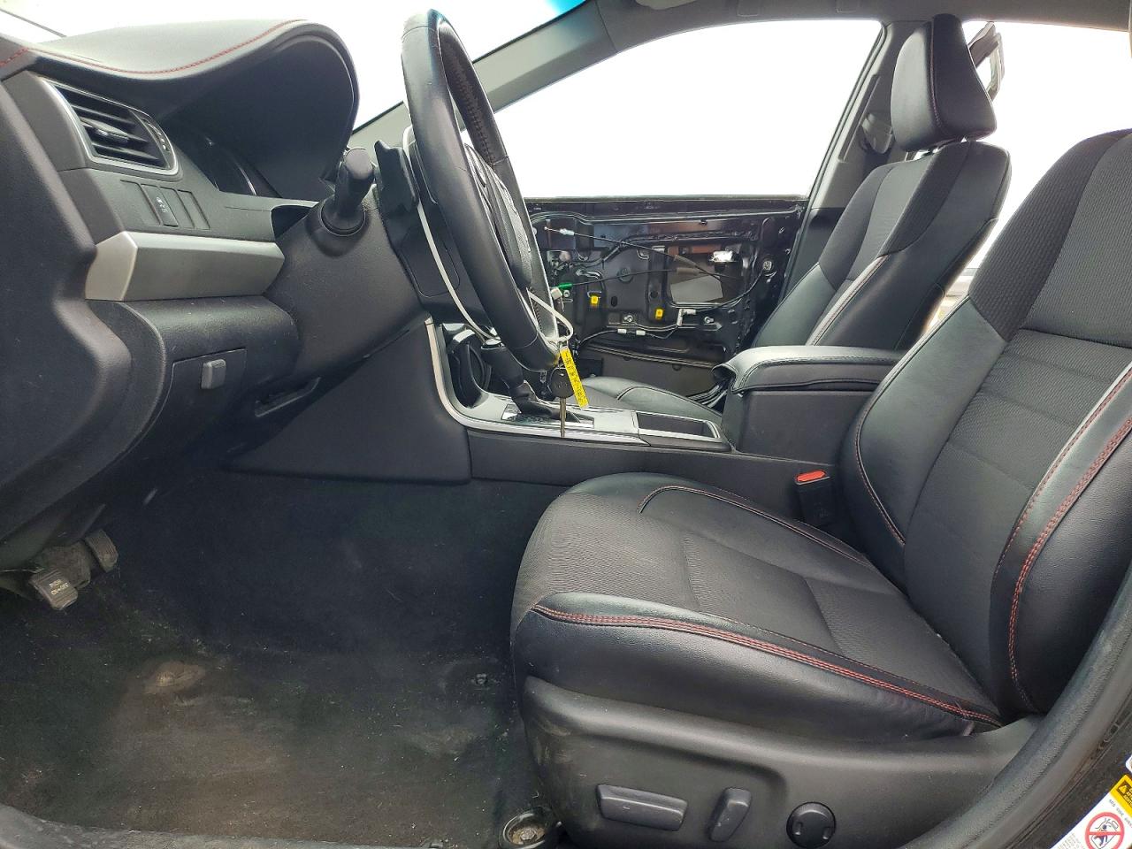 2017 TOYOTA CAMRY SE photo 7