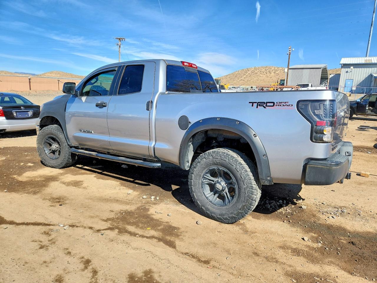 2011 TOYOTA TUNDRA GRADE photo 3