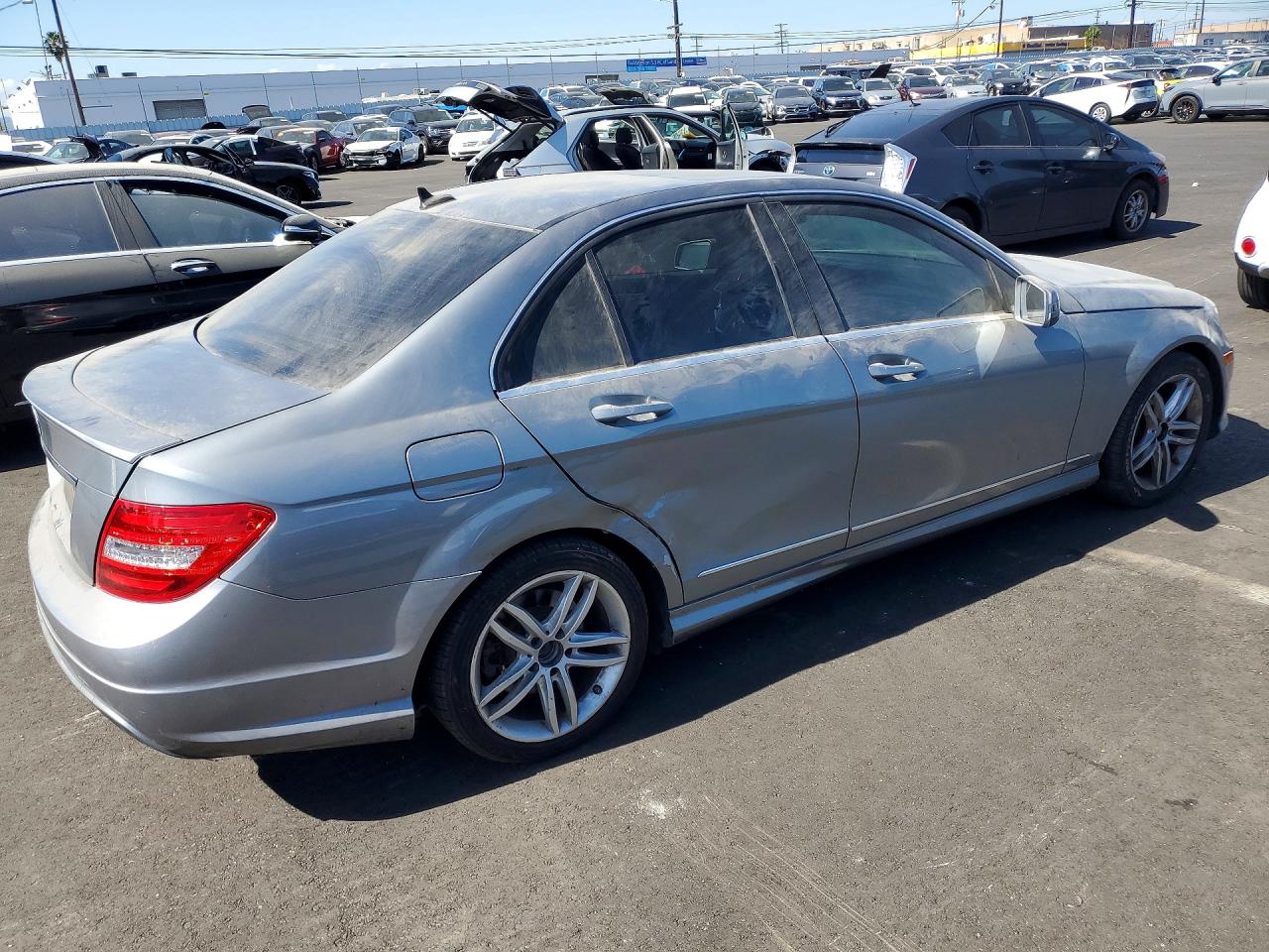 2014 MERCEDES-BENZ C 250 photo 3