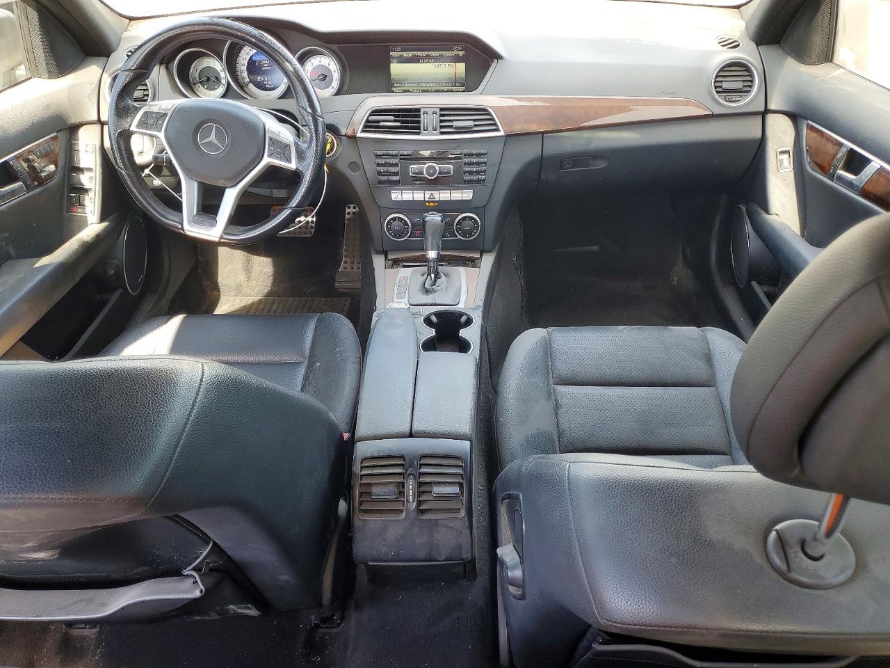 2014 MERCEDES-BENZ C 250 photo 8