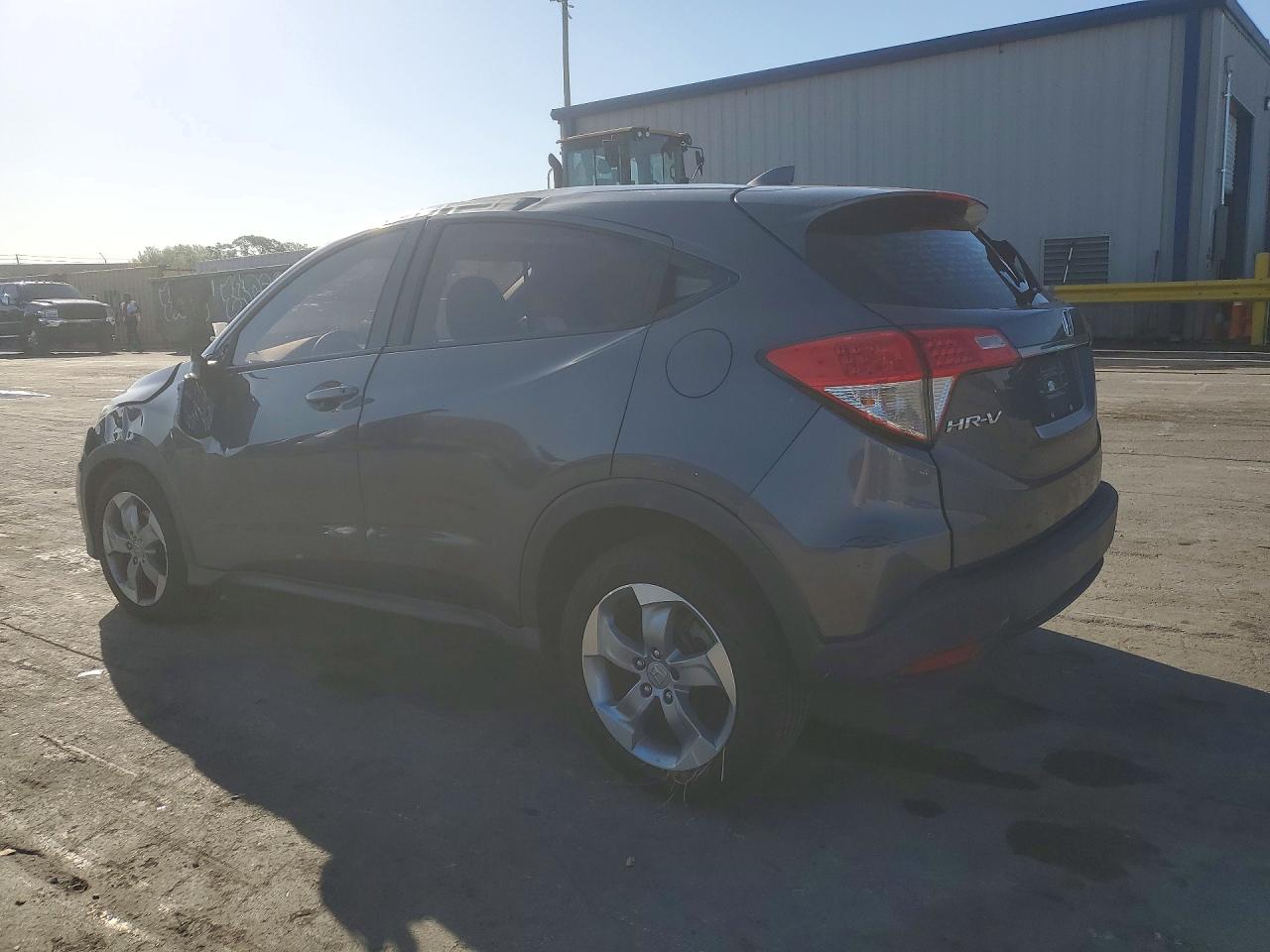 2019 HONDA HR-V LX photo 2
